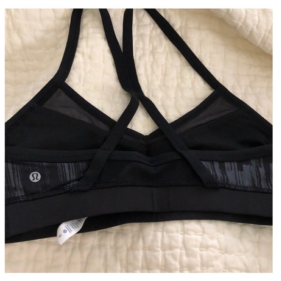 ❗️ 𝐅𝐈𝐍𝐀𝐋 𝐏𝐑𝐈𝐂𝐄 𝗗𝗢𝗡𝗔𝗧𝗜𝗡𝗚 𝟔/𝟭 LULULEMON Sᴘᴏʀᴛs Bʀᴀ ᴍᴇᴅɪᴜᴍ 6 - Picture 2 of 4